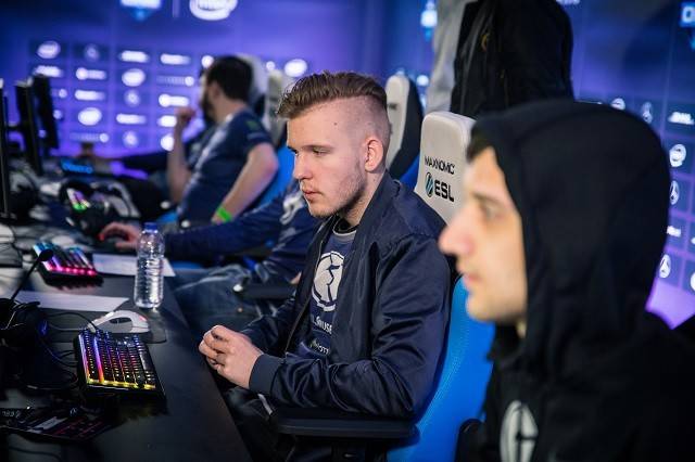 2025LPL春季赛第二周最佳阵容：LNG上野入选