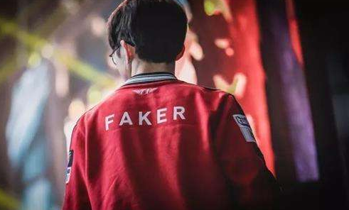 DOTA2分析师NS谈利雅得决赛：LGD战术和选人更胜一筹，没有剧本