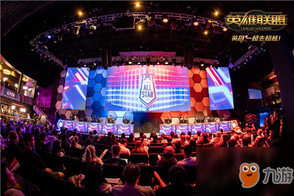 LOL官方宣布排位赛改动：非中国大陆和韩国地区大师可双排